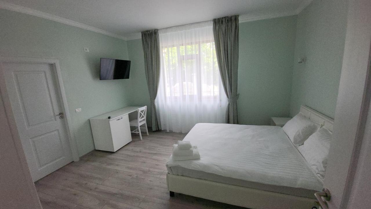 Colt De Rai Bed and Breakfast Hîrtoape Εξωτερικό φωτογραφία