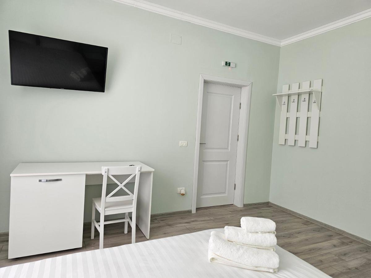 Colt De Rai Bed and Breakfast Hîrtoape Εξωτερικό φωτογραφία