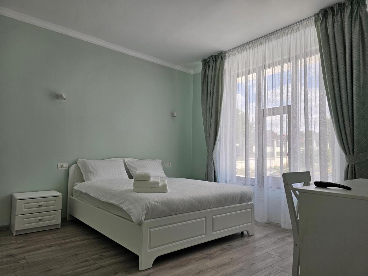 Colt De Rai Bed and Breakfast Hîrtoape Εξωτερικό φωτογραφία