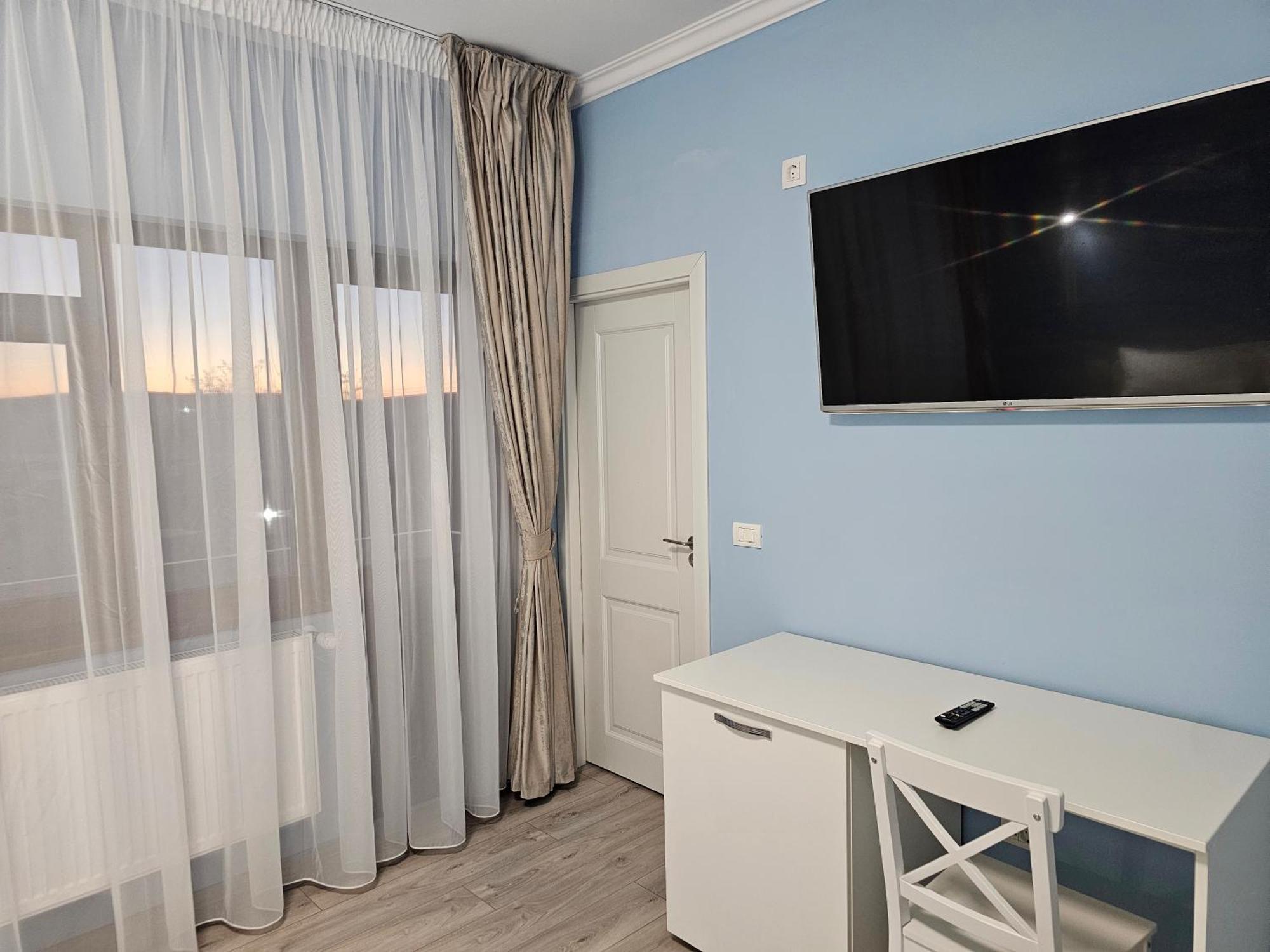 Colt De Rai Bed and Breakfast Hîrtoape Δωμάτιο φωτογραφία